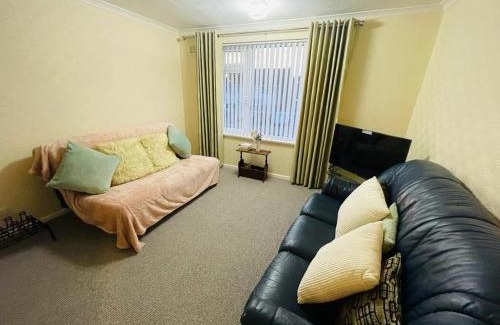 St Neots House | Cosy flat