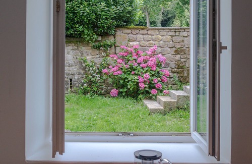 Le Grippon House | Cosy gîte with tennis court 15 minutes from the sea (Baie du Mont St Michel)