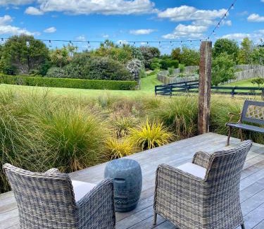 Halcombe Apartment | Cosy guest house