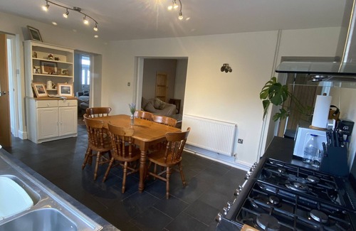 Llanrhidian Higher Cottage | Cosy High Tide Cottage Gower