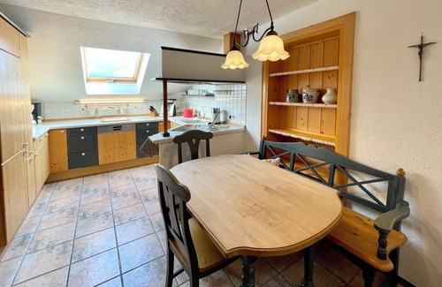 Palling Apartment | Cosy holiday flat “Freidlhof” with mountain views and Wi-Fi