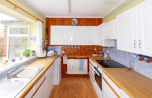 Whitley Bay House | Cosy home, 5 minutes from the beach!