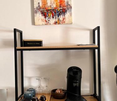 Ambares-et-Lagrave Apartment | cosy house