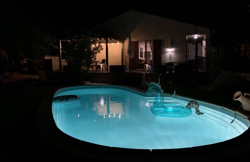 Villeveyrac House | Cosy house with pool and spa 5 minutes from Etang de Thau