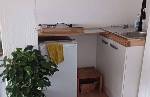 Terrasson-la-Villedieu Apartment | Cosy little apartment