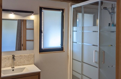Bilia House | Cosy little house, sleeps 4 to 6