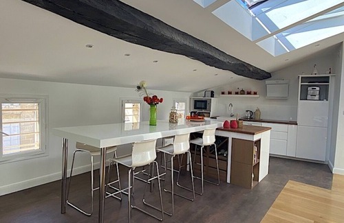 Libourne Condo | Cosy LOFT in the heart of the Bastide near St-Emilion