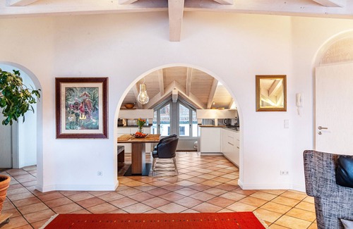 Garmisch-Partenkirchen Apartment | 'Cosy Luxury Apartment' with Mountain View, Balconies & Wi-Fi