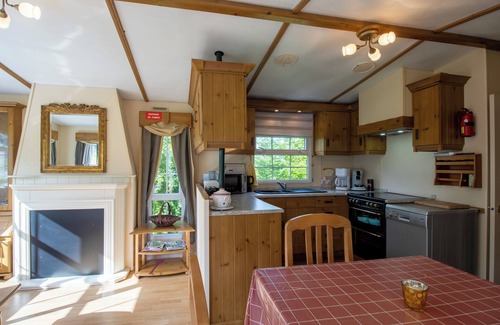Chalais RV Rental | Cosy Mobile Home in a Quiet Setting, with Terrace and Shared Pool