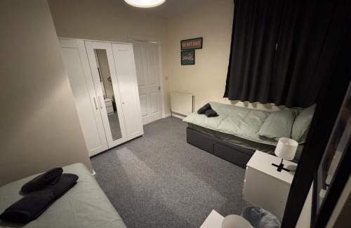 Ipswich Apartment | Cosy Modern 3Beds Ipswich Center