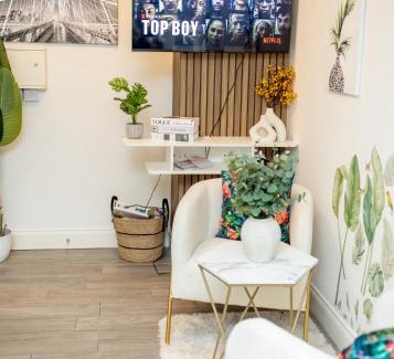 Brighton City Centre Apartment | Cosy Modern Apartment in Vibrant Brighton Centre