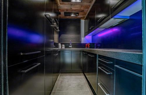 Megeve Ski Chalet | Cosy & Modern Apt in Megeve 8 Guests View 3BR