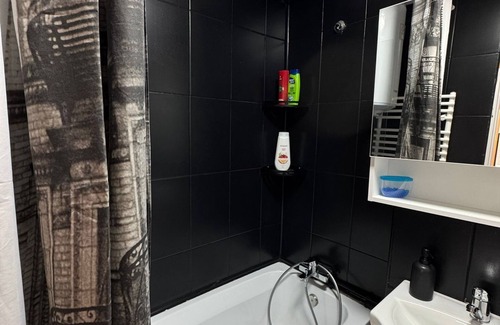 Petrosani Apartment | Cosy modern ski apartment centrally located in Petrosani