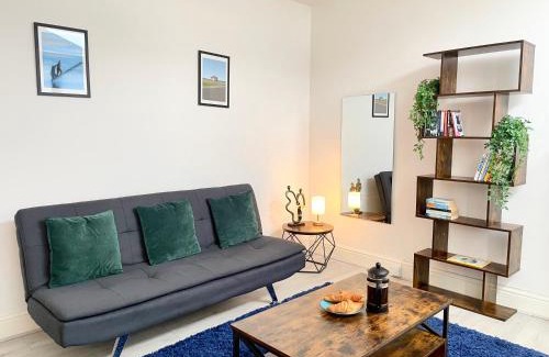 Prenton Apartment | Cosy Prenton home near Tranmere Club and Liverpool