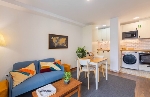 Fundao Apartment | Cosy Remodeled apartment in the City center.