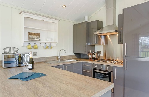Carlton-in-Cleveland House | Cosy retreat with master double with en suite shower.