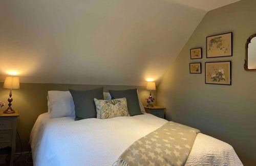 Bottlesford Apartment | Cosy Rural Retreat Sleeps 3 & PetFriendly