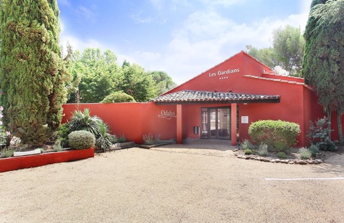 Arles Apartment | Cosy Studio | Accès Piscine Saisonnière