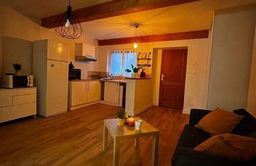Colombier-Saugnieu Apartment | Cosy studio