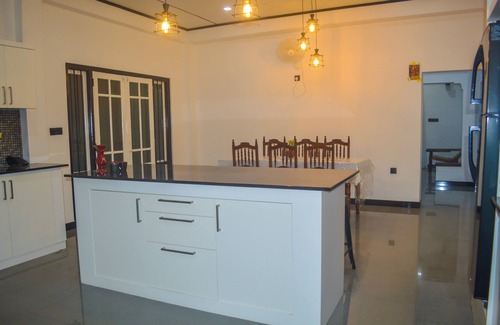 Kochchikade Villa | Cosy villa with style, luxury and great comfort Close to beach and amenities nn