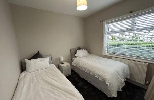 Blacon Apartment | Cosy yet spacious bungalow