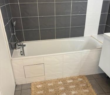 Roseraie Apartment | COSYF4