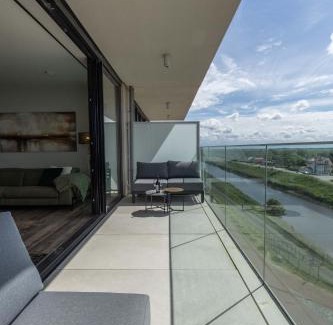 Cadzand-Bad Apartment | Côte de la Mer, Ultra Luxurious, Sea View, use of shared pool and sauna