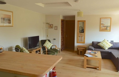 Irstead Bed & Breakfast | Cotenham long barn with hot tub