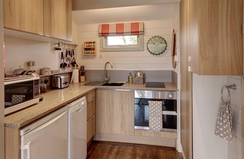 Cheltenham Ski Chalet | Cotswold Chalet with stunning views