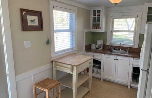 Bozman Cottage | Cottage 1-B: Waterfront cottage, 1 bd 1 bath, Perfect for your next getaway!