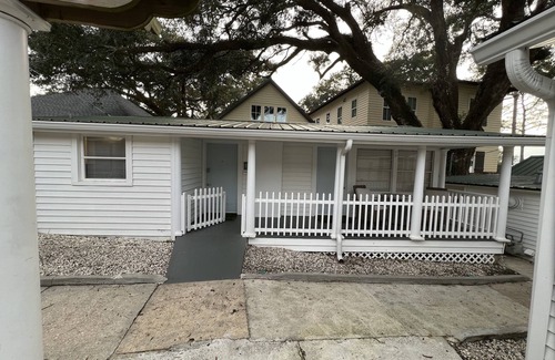 Fairhope House | Cottage 2 - Porch Bungalow