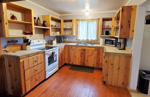 Shingletown Cottage | Cottage #2 with a Lake and Creek, 15 mi to Lassen NP