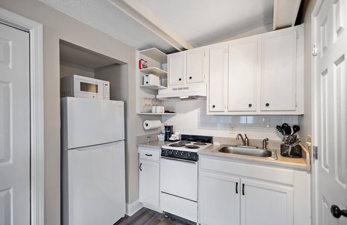 Ridgeland Cottage | Cottage 3 - Kay's Nook