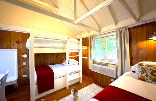 Wolfeboro Apartment | Cottage 5-6 - 2 Bedroom/1 Bath End Unit