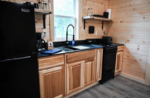 Rockwood Ski Chalet | Cottage 5: Birch View