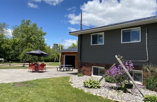 Campbellford Cabin | Cottage #6 - Catch More Resort (Waterfront)