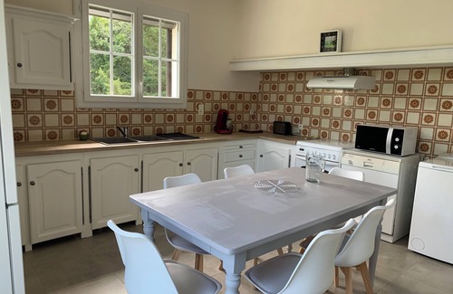 Lavaur House | Cottage 6 pers in country house 2 bedrooms, shady garden, secure parking