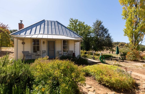 Julian Cottage | Cottage at Rancho La Siesta - Enjoy a stay on a private 40 acre working ranch