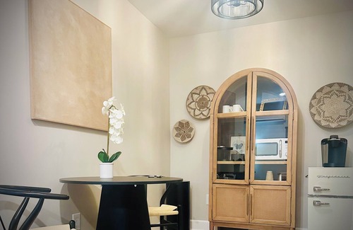 Biloxi Cottage | Cottage at The Mockingbird Inn