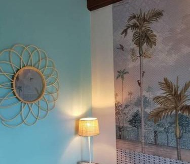 Boucan Canot House | COTTAGE BLUE classé 3 étoiles - 4 à 6 personnes - 2 chambres - accès direct à la plage et à l'esplanade de Boucan Canot avec ses bars et restaurants