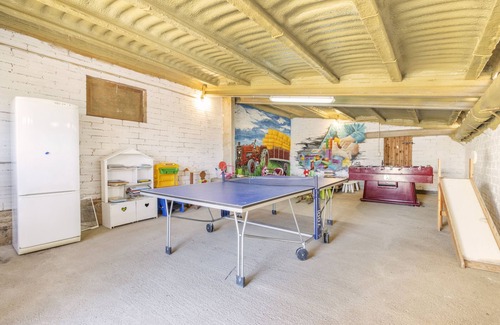 Olius Cottage | Cottage 'Casa Marcús' with Mountain View, Wi-Fi and Air Conditioning