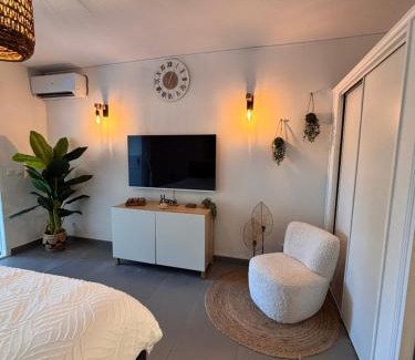 Cul de Sac Apartment | Cottage de Pinel Terrasse & Piscine tropicale