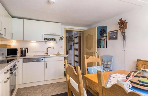 Utting am Ammersee House | Cottage "Ferienhaus Carin" with Wi-Fi, Garden and Close to the Shore