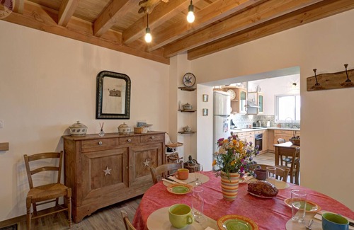Saint-Priest-la-Prugne Cottage | Cottage for 4, terrace & garden, near Black Woods