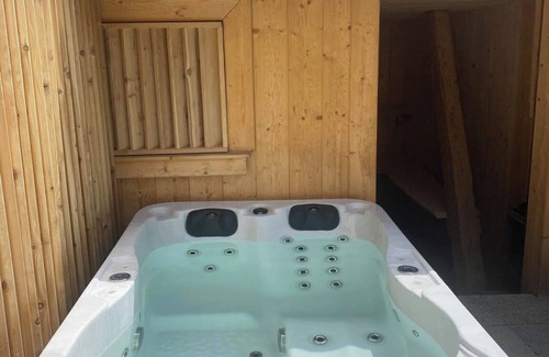 Sainte-Marie-aux-Mines House | Cottage at the farm of Val de Bruinen - Sauna and Jacuzzi 15