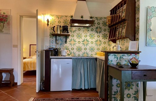 Guardistallo House | Cottage Gaia with sea view by ToscanaTour