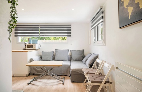 Sables-d'Or-les-Pins House | Cottage 'Grand Gîte Sable D' Or 600m Plage' with Private Terrace and Wi-Fi