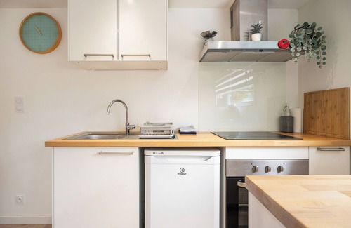 Sables-d'Or-les-Pins House | Cottage 'Grand Gîte Sable D' Or 600m Plage' with Private Terrace and Wi-Fi