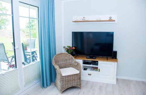 Rerik Apartment | Cottage im Gutspark, Perlie - Komfort trifft maritimes Flair