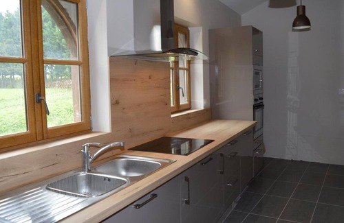 Saint-Bauld Cottage | Cottage in 15th-century castle with private pool, wifi and pets allowed